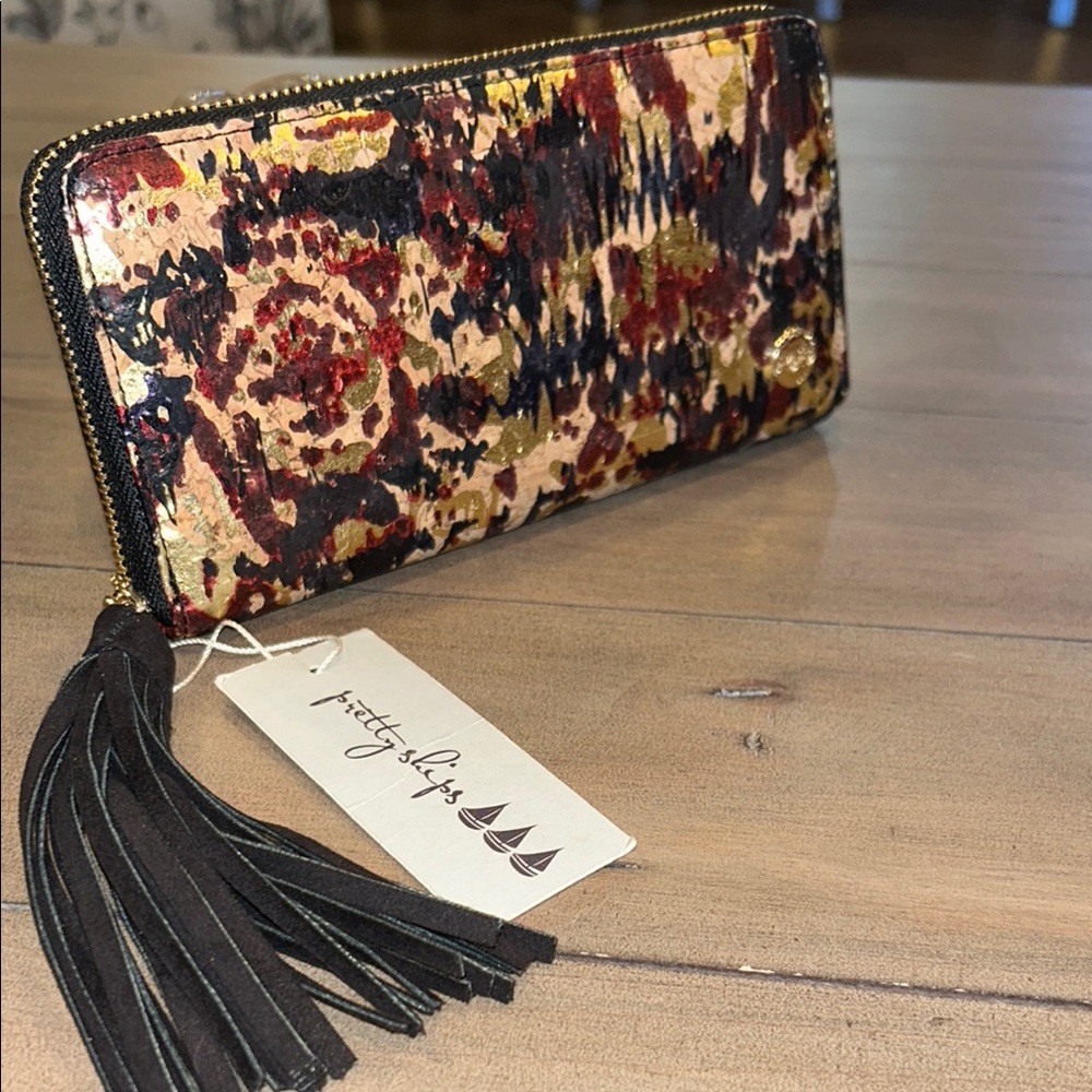 NWT Pretty Ships Mumbai Wallet Clutch Tassel